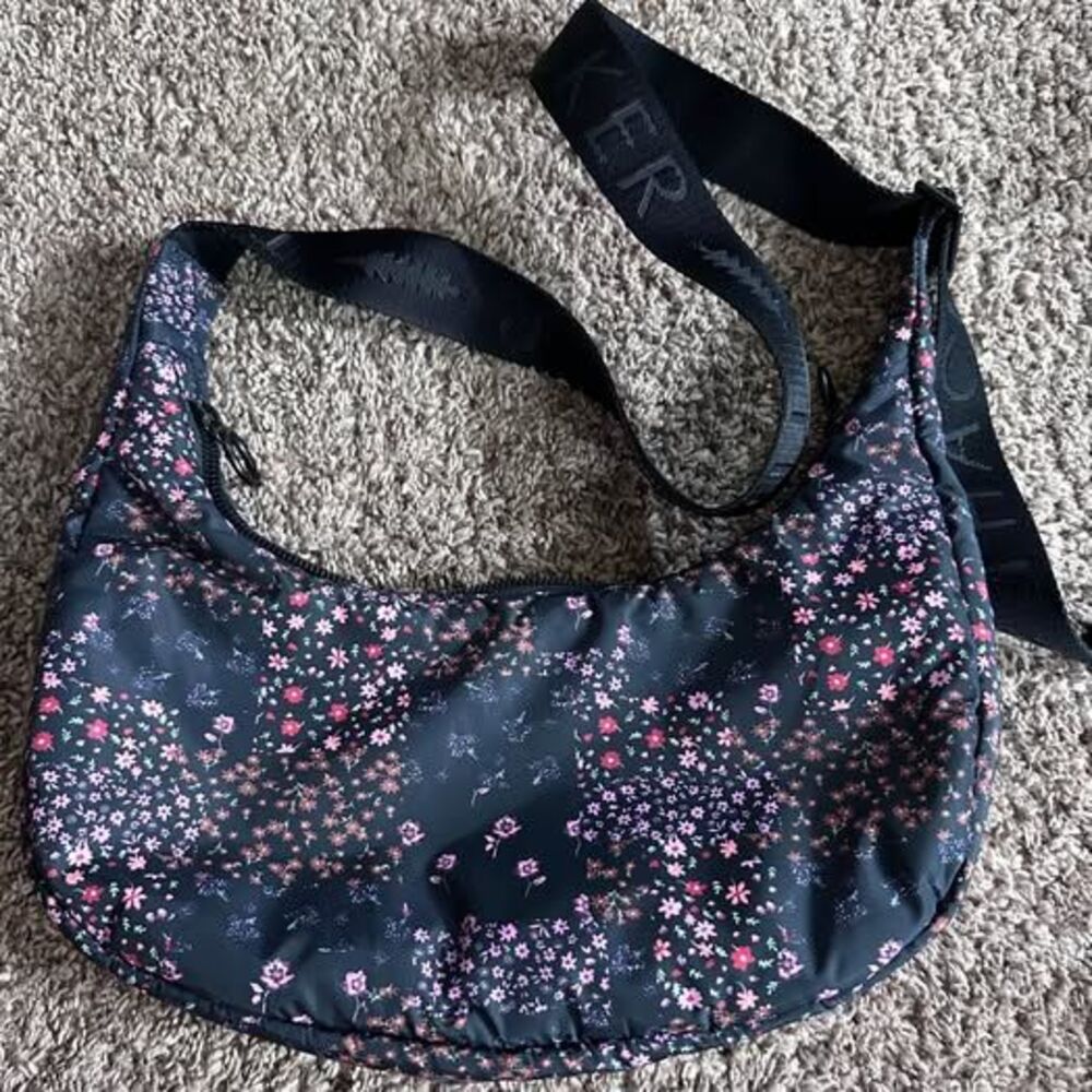 Thacker crossbody sling bag